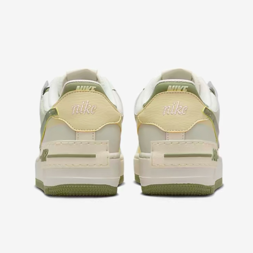 Nike Air Force 1 Shadow
Women's Shoes - Picture 12 of 16